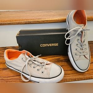 ⭐️ Converse All Star Gray White w Orange Low Sneaker Shoe size 8.5 women